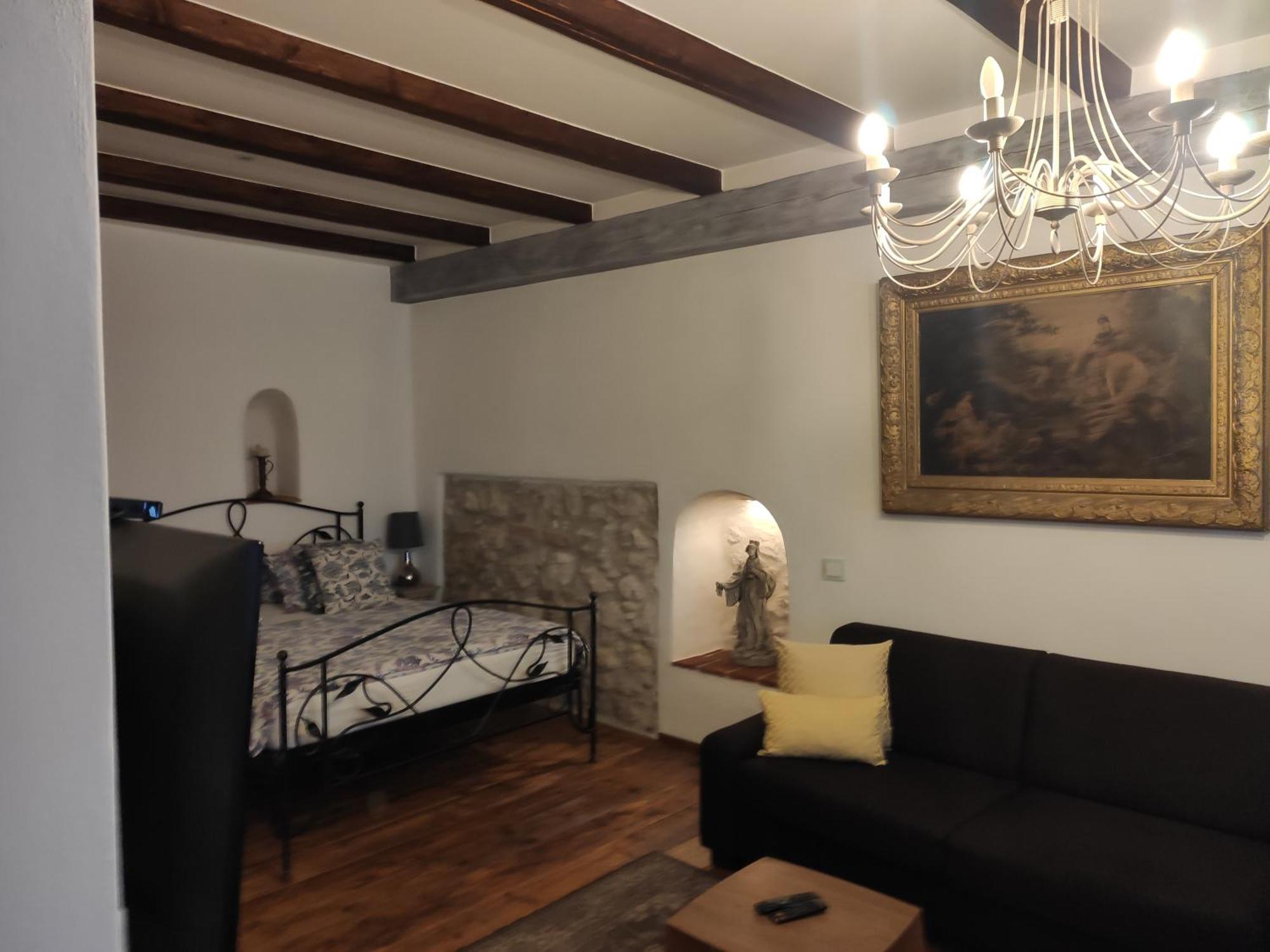 Apartmany Antico Mikulov Buitenkant foto